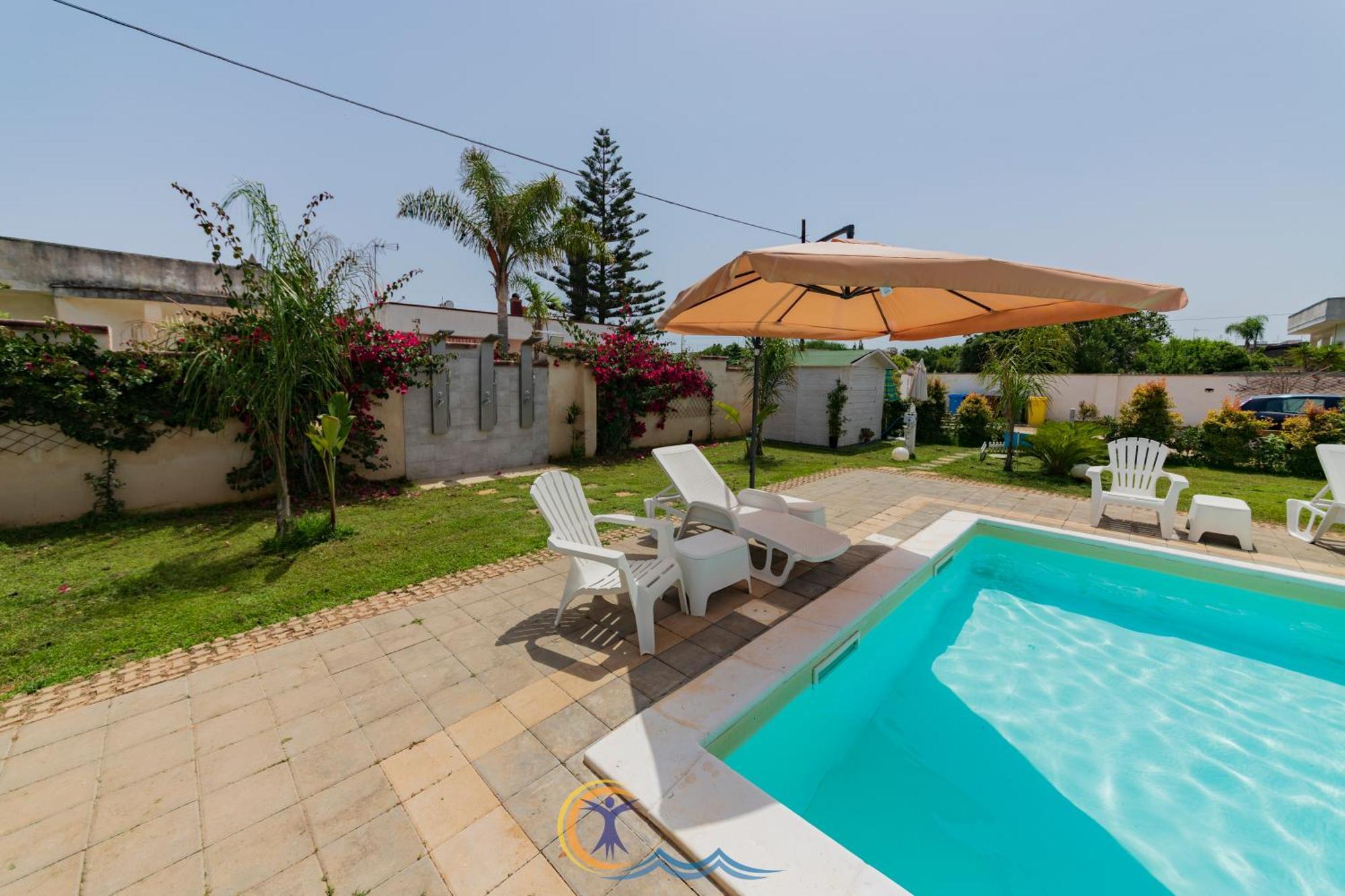 Villa Leonardo San Foca - Room, Pool & Restaurant Exterior photo